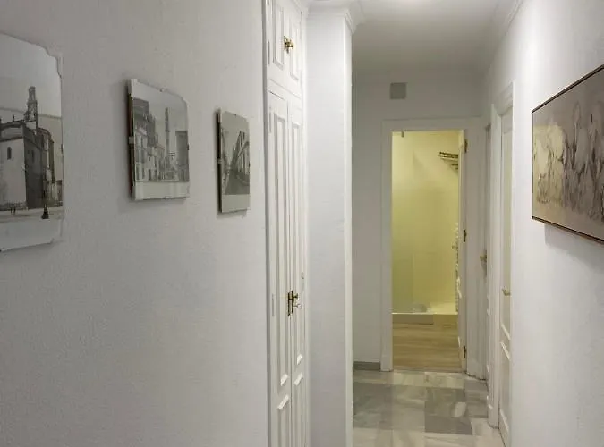 Centrico “los Pajaritos” Con Garaje. Apartment *